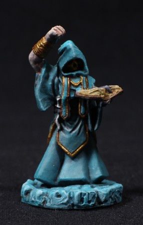 This is a detail of my paint job on one particular figure, photographed to its advantage, not for ease of comparison to other figures.