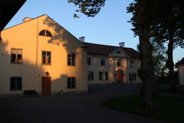 Subject image